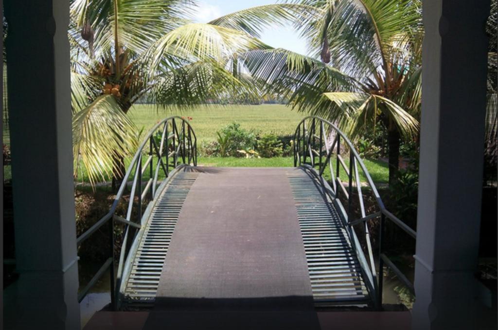 Riverine Resort Alappuzha Extérieur photo
